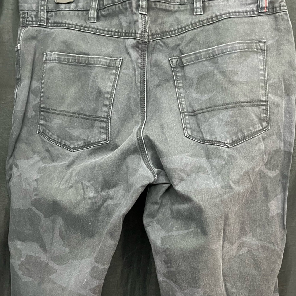 Jeans - Picture 2 of 2